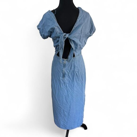 Zara M Blue Denim Dress with Open Back and Tie-up Detail - Picture 5 of 9